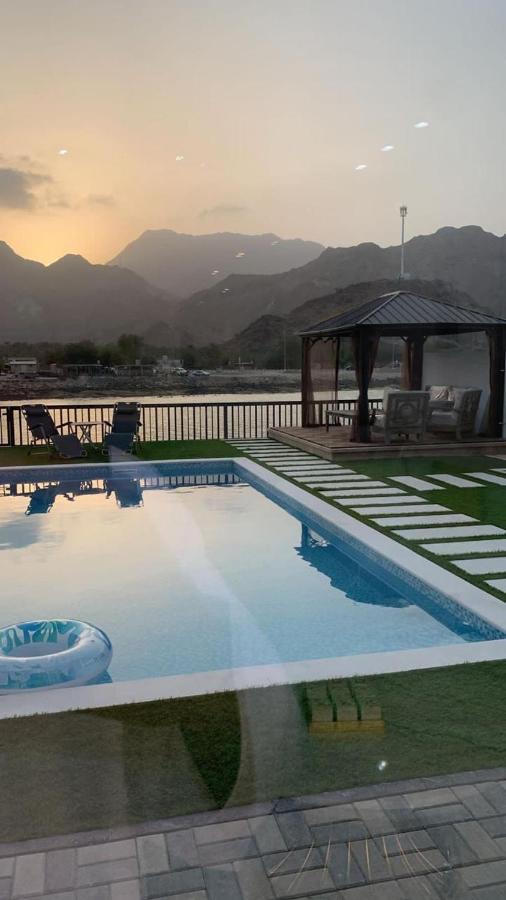 Great Escape For Family And Friends 4br With Private Pool And Sea View Fujaïrah